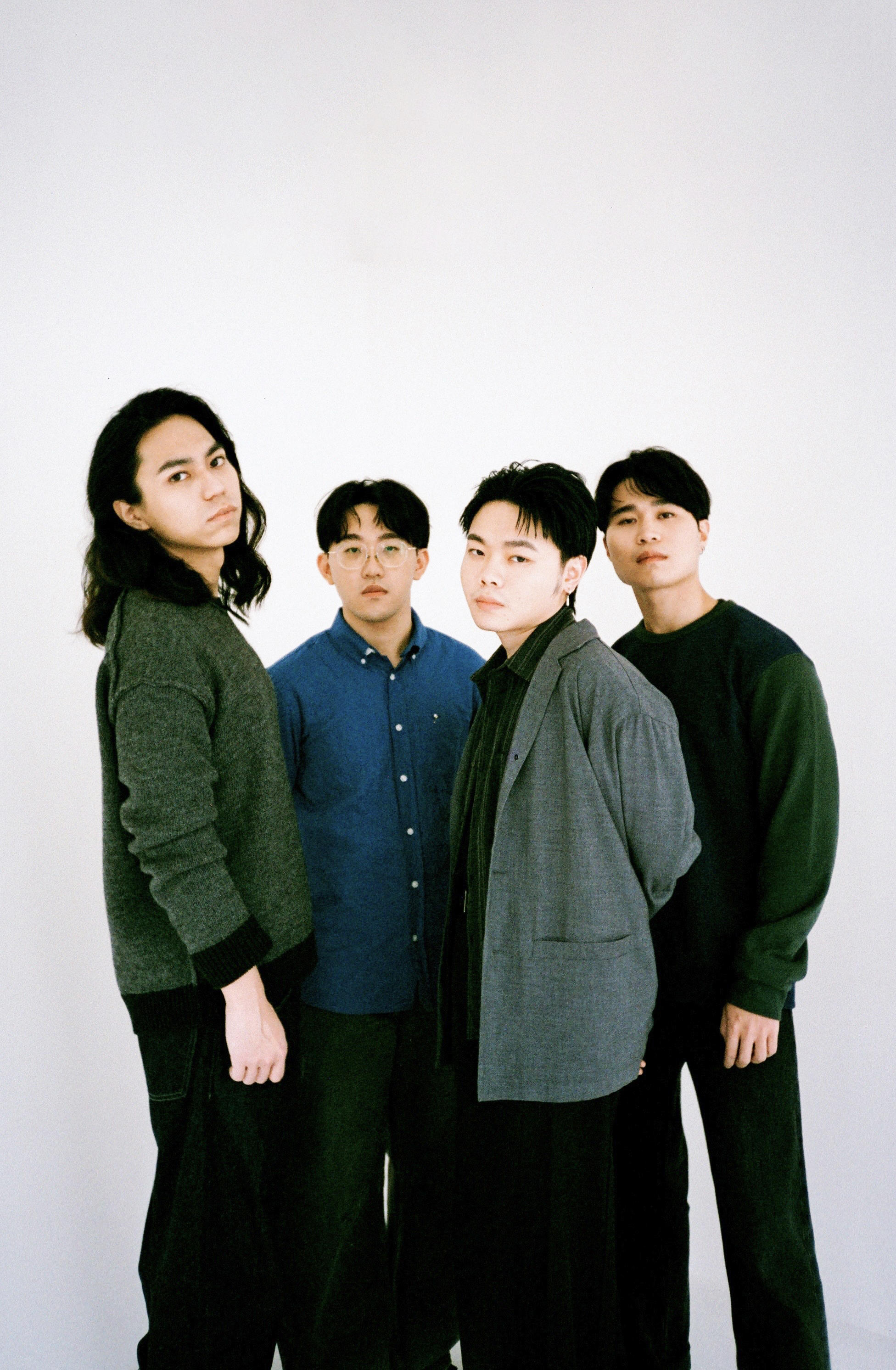 Formed in Taipei in 2020, four-piece band Awkward centers their sound on alternative and emo rock, specializing in the delicate emotions of urban youth navigating loneliness, confusion, and relationships